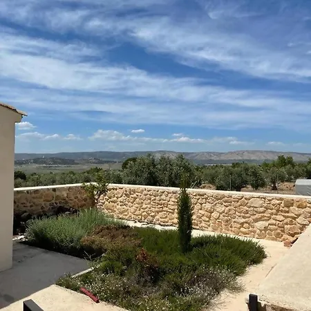 Casita Rural Entre Olivos Biar